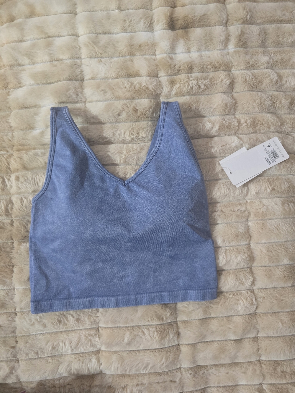 Yogalicious Ribbed V-Neck Crop Top in Blue